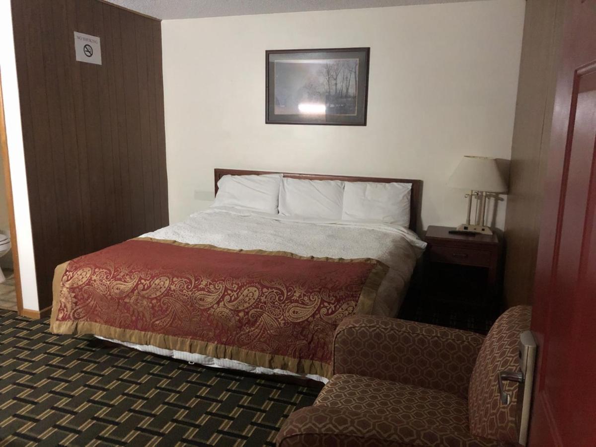 Big 12 Motel Broken Bow Exterior foto